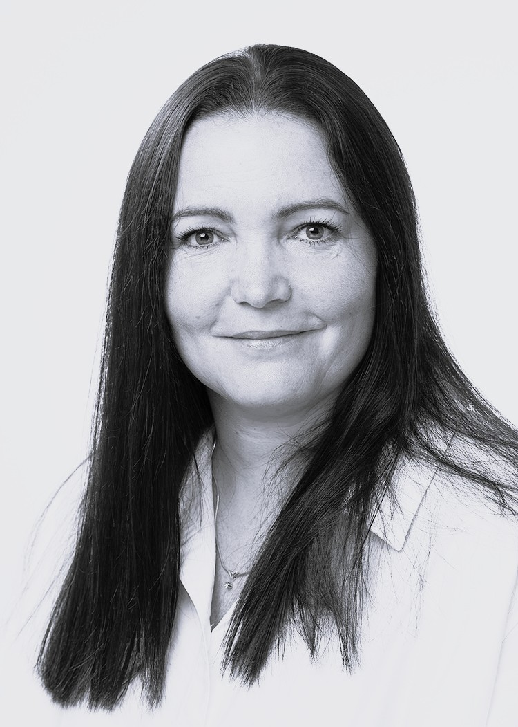 Profil Tina Trier Hvid